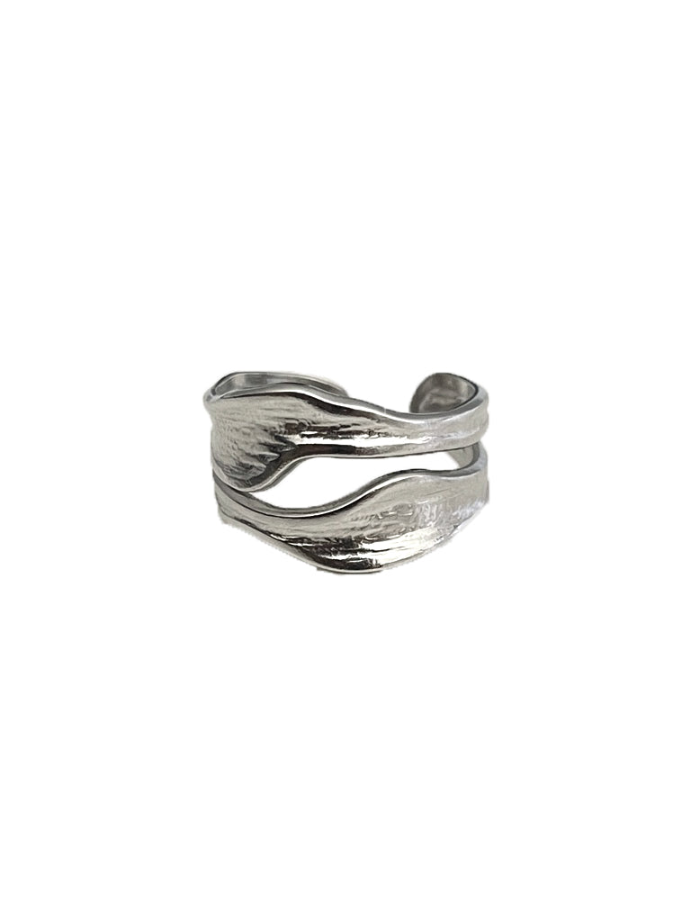 CAMELLIA - SILVER RING IN STAINLESS STEEL